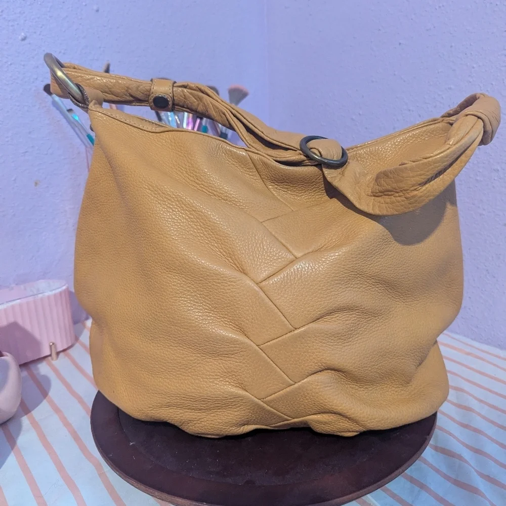 avorio Gold Soft Leather Hobo Shoulder Bag